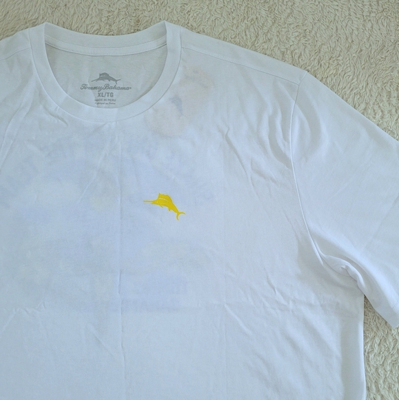 Tommy Bahama "Shake One For The Team" Graphic Tee👕 - NWT - Picture 6 of 15